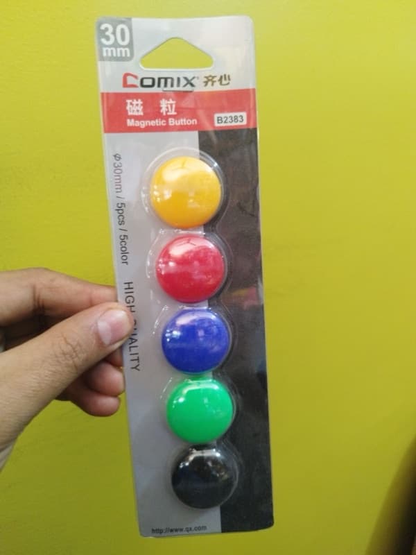 Multicolor Color Comix 40mm Magnetic Button Pack Of 4
