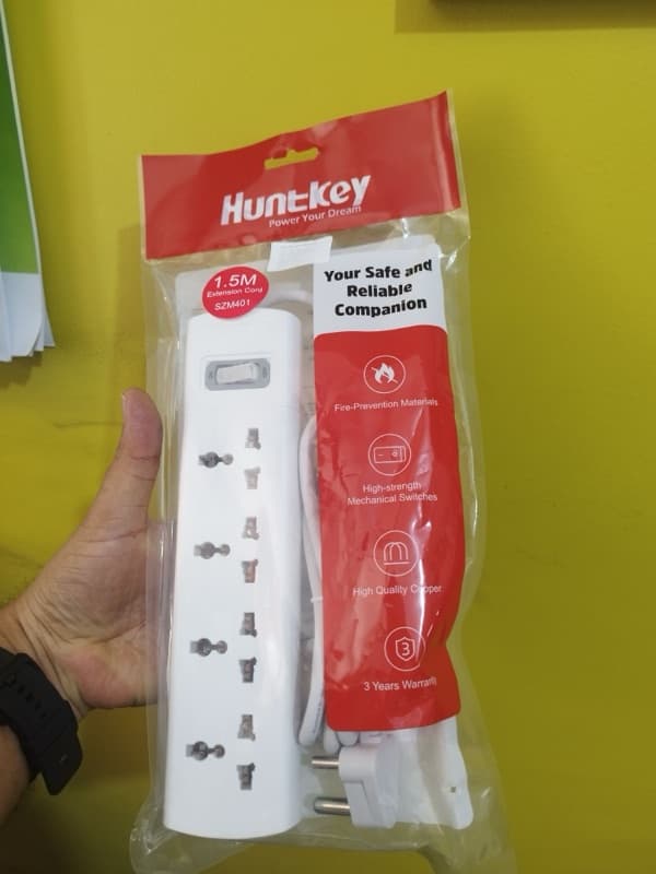Extension Cord 4 Way huntkey 1.5 MTR Wire 10 Am 250 V