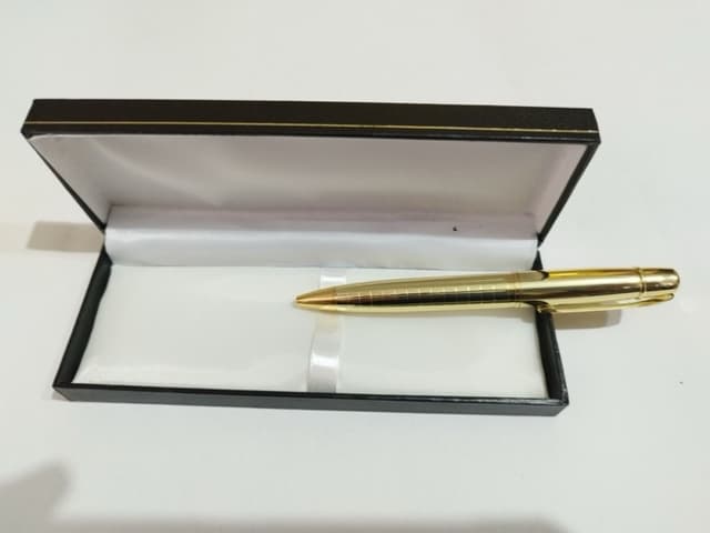 Fancy Ball Pen Golden Body Black Ink Single Pack Box