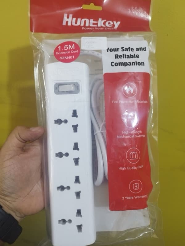 Huntkey 4 port Multi plug 3 MTR Wire