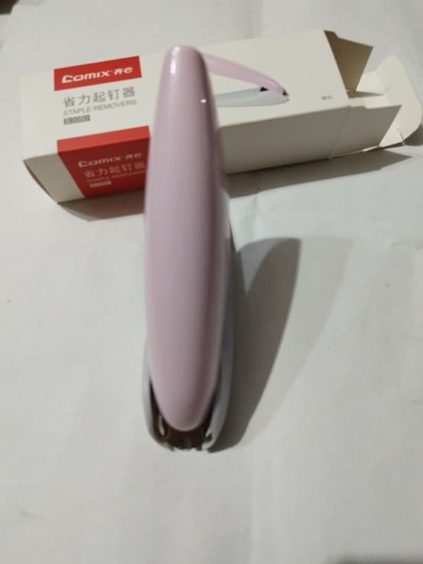 Stapler Pin Remover Comix Pink Color B3080